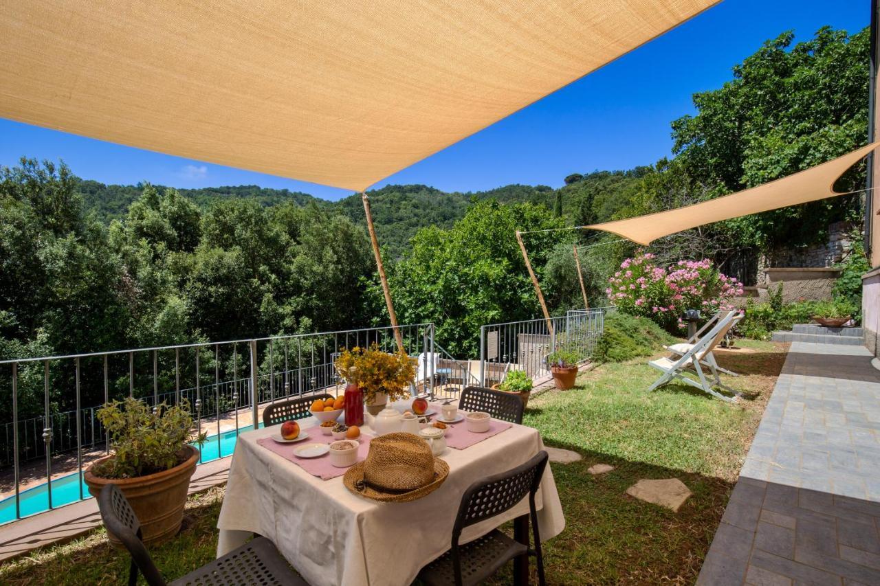 Locanda Degli Alberi Sassetta Exterior photo