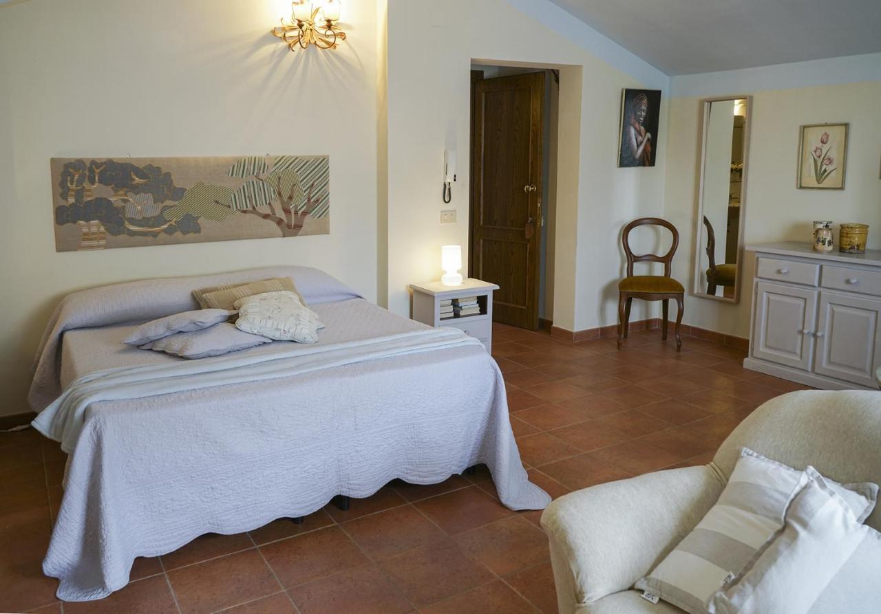 Locanda Degli Alberi Sassetta Exterior photo